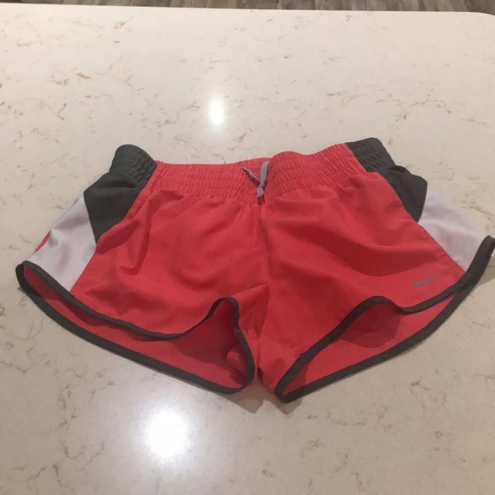 Nike athletic shorts SZ small